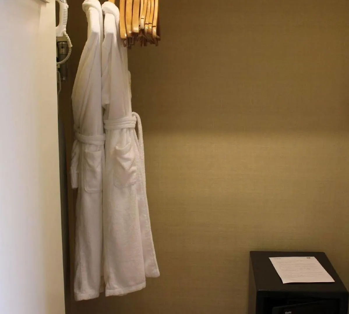 Hotel The Excelsior, Hongkong 4*,
